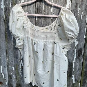 Universal Thread Cream Puff Sleeve Blouse